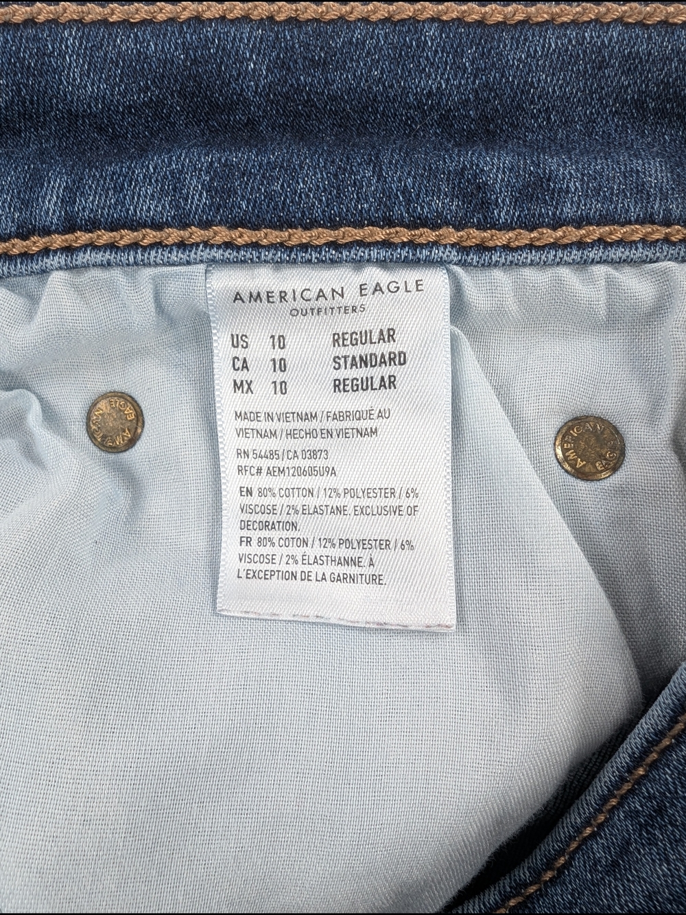 American Eagle Super Hi-Rise Flare Jeans - Picture 6 of 7